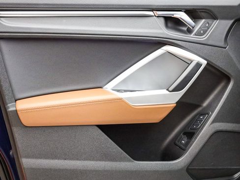 Certified 2022 Audi Q3 2.0T Premium w/ Convenience Package image 21