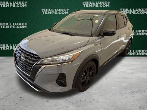 Used 2024 Nissan Kicks SR FWD image 8