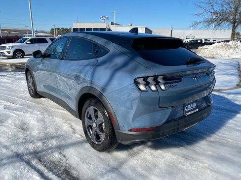 Certified 2023 Ford Mustang Mach-E Select image 5