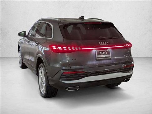 New 2025 Audi Q5 Premium Plus image 8