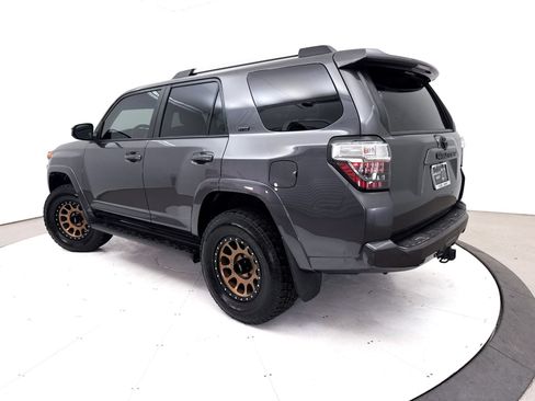 Used 2020 Toyota 4Runner SR5 AWD/4WD image 2
