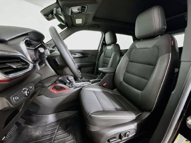 Used 2023 Chevrolet TrailBlazer RS w/ Sun and Liftgate Package AWD/4WD image 23