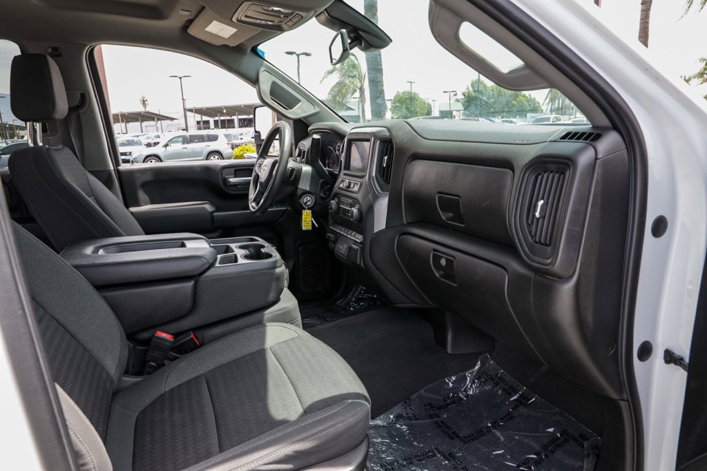 Used 2022 Chevrolet Silverado 2500 Custom w/ Custom Value Package AWD/4WD image 22