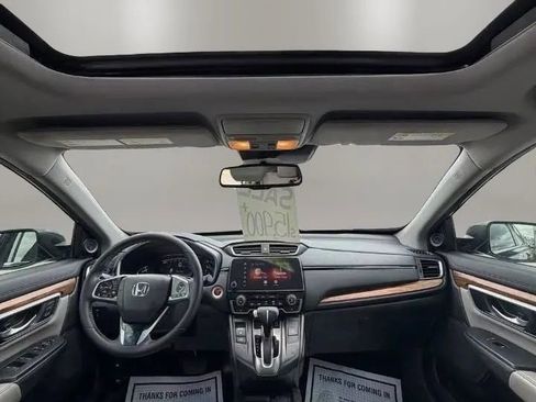 Used 2017 Honda CR-V Touring image 12