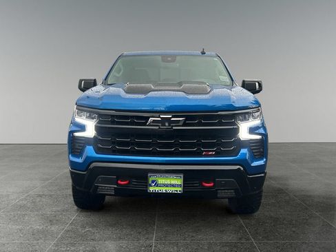 Used 2022 Chevrolet Silverado 1500 LT Trail Boss w/ LT Trail Boss Premium Package AWD/4WD image 2