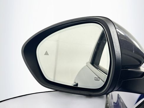 Used 2021 Alfa Romeo Stelvio Ti w/ Premium Package image 16