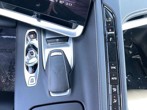 Used 2023 Chevrolet Corvette Stingray Coupe w/ Z51 Performance Package image 21