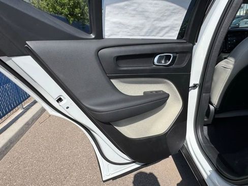 New 2025 Volvo XC40 B5 Plus w/ Protection Package Premier AWD/4WD image 21