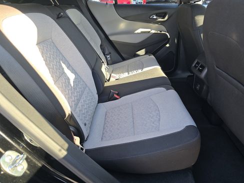 Used 2024 Chevrolet Equinox LS w/ LS Convenience Package image 22