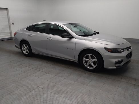 Used 2017 Chevrolet Malibu LS FWD image 11