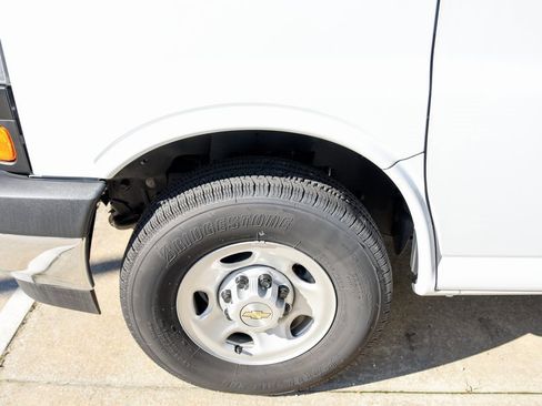 New 2024 Chevrolet Express 3500 w/ Power Convenience Package image 8