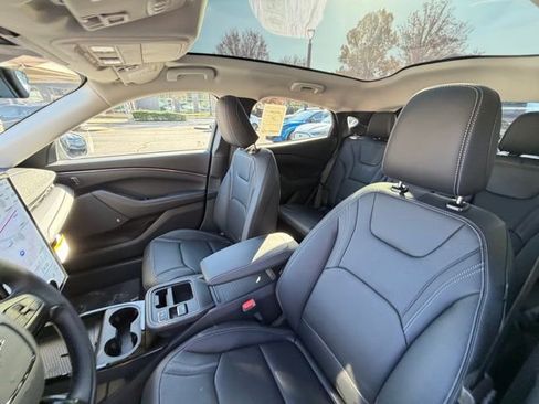 New 2025 Ford Mustang Mach-E Premium image 14
