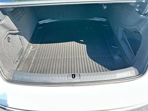 Used 2019 Audi A4 2.0T Premium w/ Convenience Package image 31