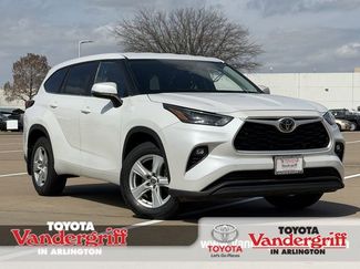 Certified 2024 Toyota Highlander LE video 1