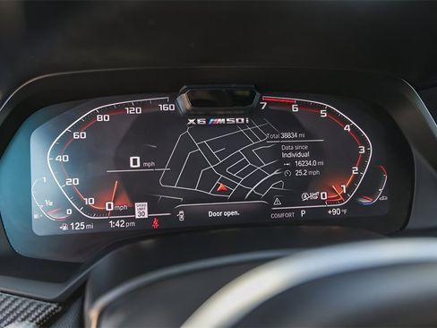 Used 2023 BMW X6 M50i w/ Executive Package image 11