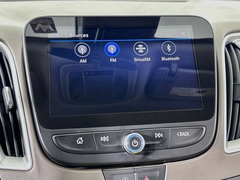 Used 2023 Chevrolet Malibu LT FWD image 23