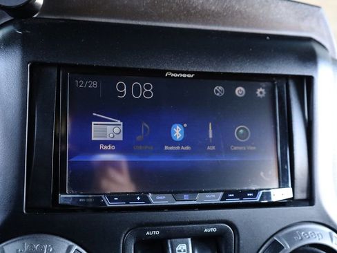 Used 2016 Jeep Wrangler Unlimited Sport w/ Quick Order Package 24S image 32