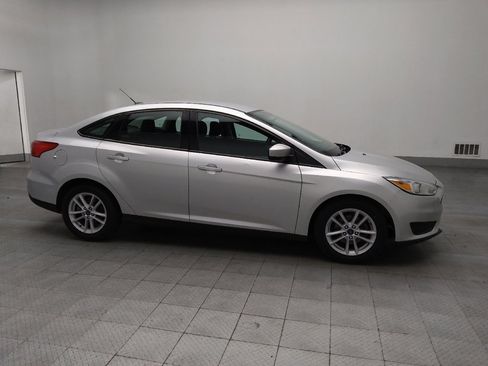 Used 2018 Ford Focus SE image 11