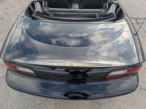 Used 2001 Chevrolet Camaro Z28 w/ SS Performance/Appearance Pkg image 39