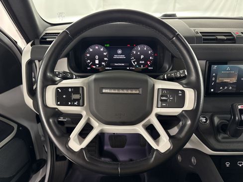Used 2023 Land Rover Defender 110 X-Dynamic SE AWD/4WD image 17