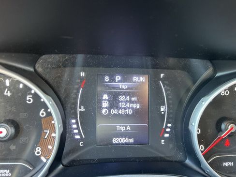 Used 2020 Jeep Compass Latitude w/ Cold Weather Group AWD/4WD image 15