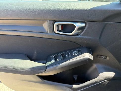 Used 2025 Honda Civic LX image 17