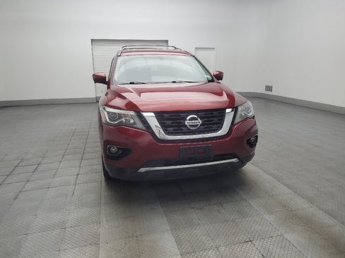 Used 2019 Nissan Pathfinder Platinum AWD/4WD image 14