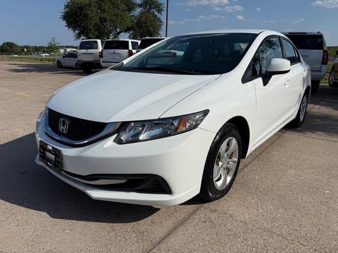 Used 2013 Honda Civic LX image 3