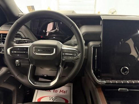 New 2026 GMC Yukon XL Denali w/ LPO, Floor Liner Package image 20