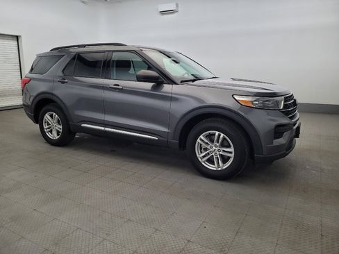 Used 2022 Ford Explorer XLT AWD/4WD image 11