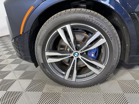 Certified 2024 BMW X7 xDrive40i w/ M Sport Package AWD/4WD image 8
