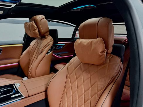Used 2024 Mercedes-Benz S 580 4MATIC Sedan image 25