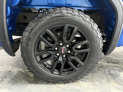 Used 2022 GMC Sierra 1500 Elevation image 25