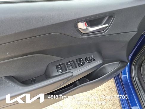 Used 2020 Hyundai Accent SE FWD image 16