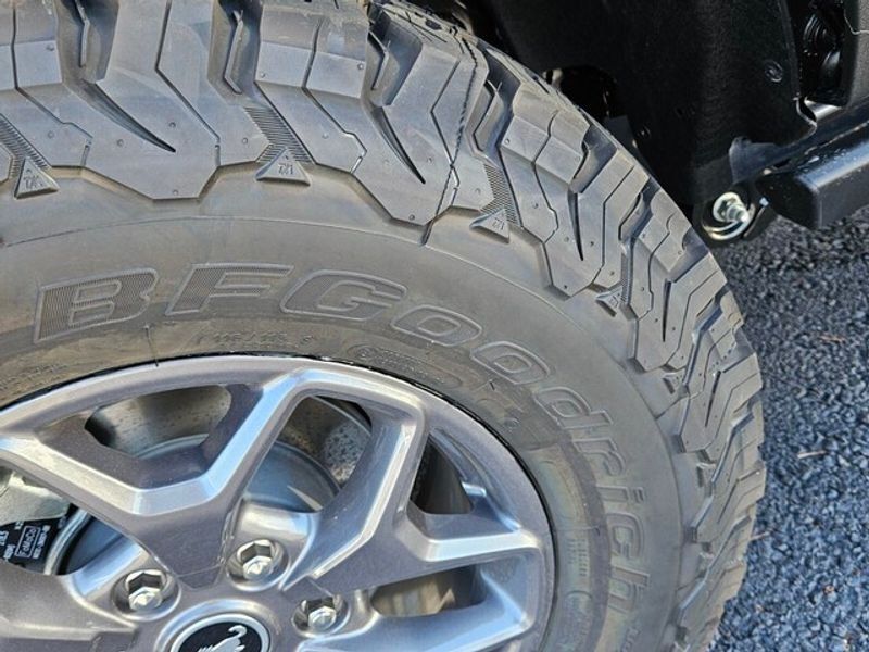New 2025 Ford Bronco Badlands AWD/4WD image 19