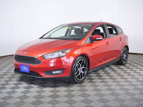 Certified 2018 Ford Focus SEL w/ Cold Weather Package FWD image 5