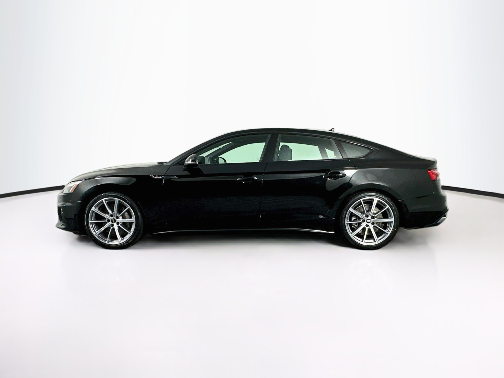 Used 2025 Audi A5 2.0T Premium AWD/4WD image 4