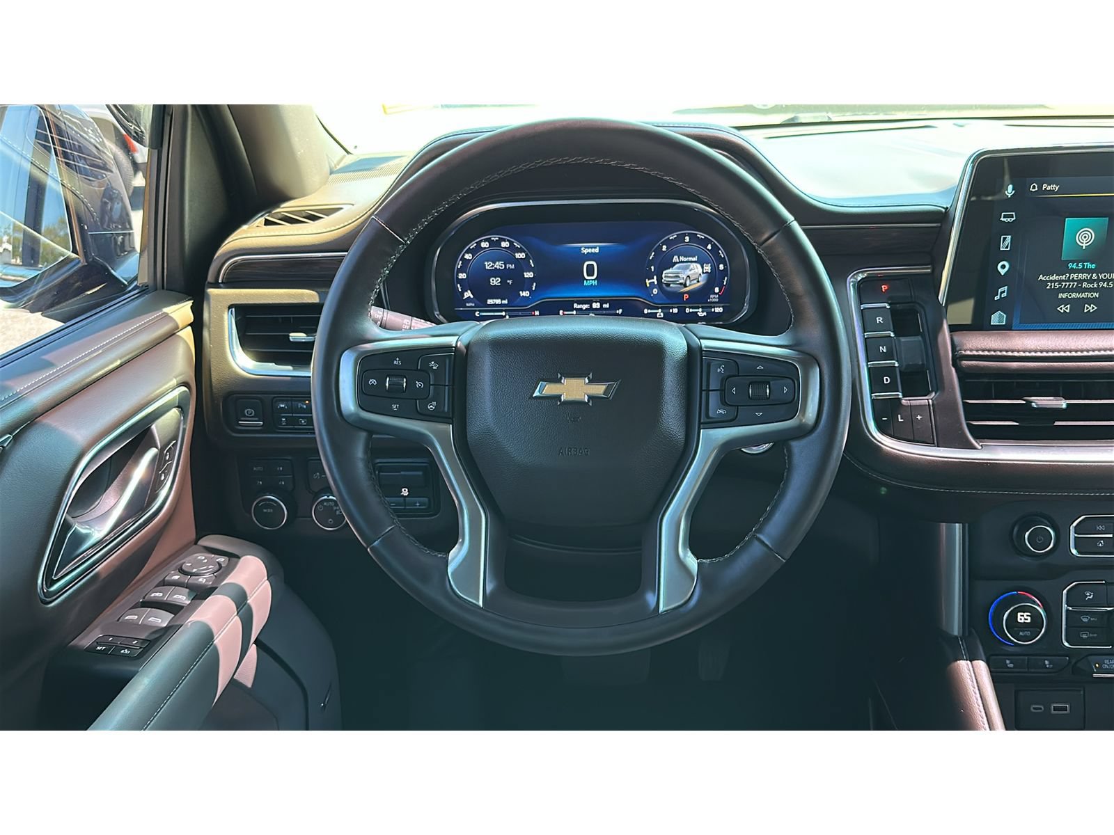 Used 2023 Chevrolet Tahoe LT w/ Luxury Package AWD/4WD image 26