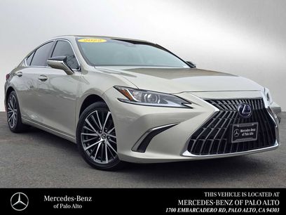 Used 2022 Lexus ES 300h w/ Premium Package