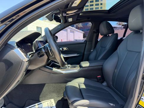 Used 2020 BMW 330i Sedan w/ Convenience Package RWD image 12