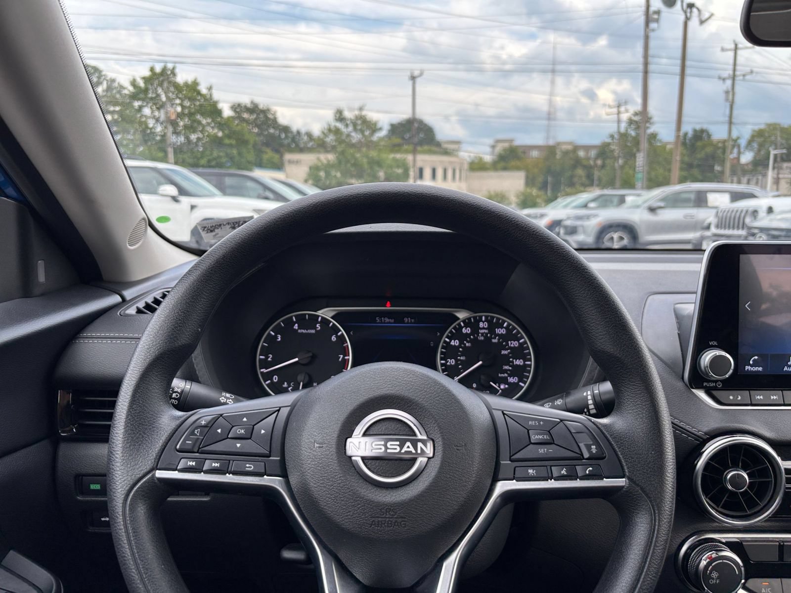Used 2025 Nissan Sentra SV FWD image 31
