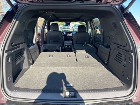 New 2026 Chevrolet Traverse RS image 37