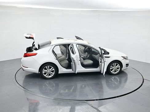 Used 2013 Kia Optima LX image 44