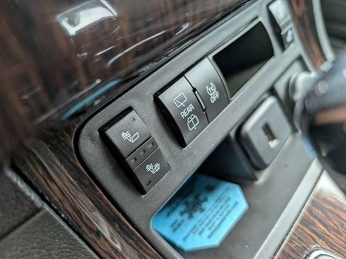 Used 2015 Chevrolet Traverse LT w/ Style and Technology Package image 28