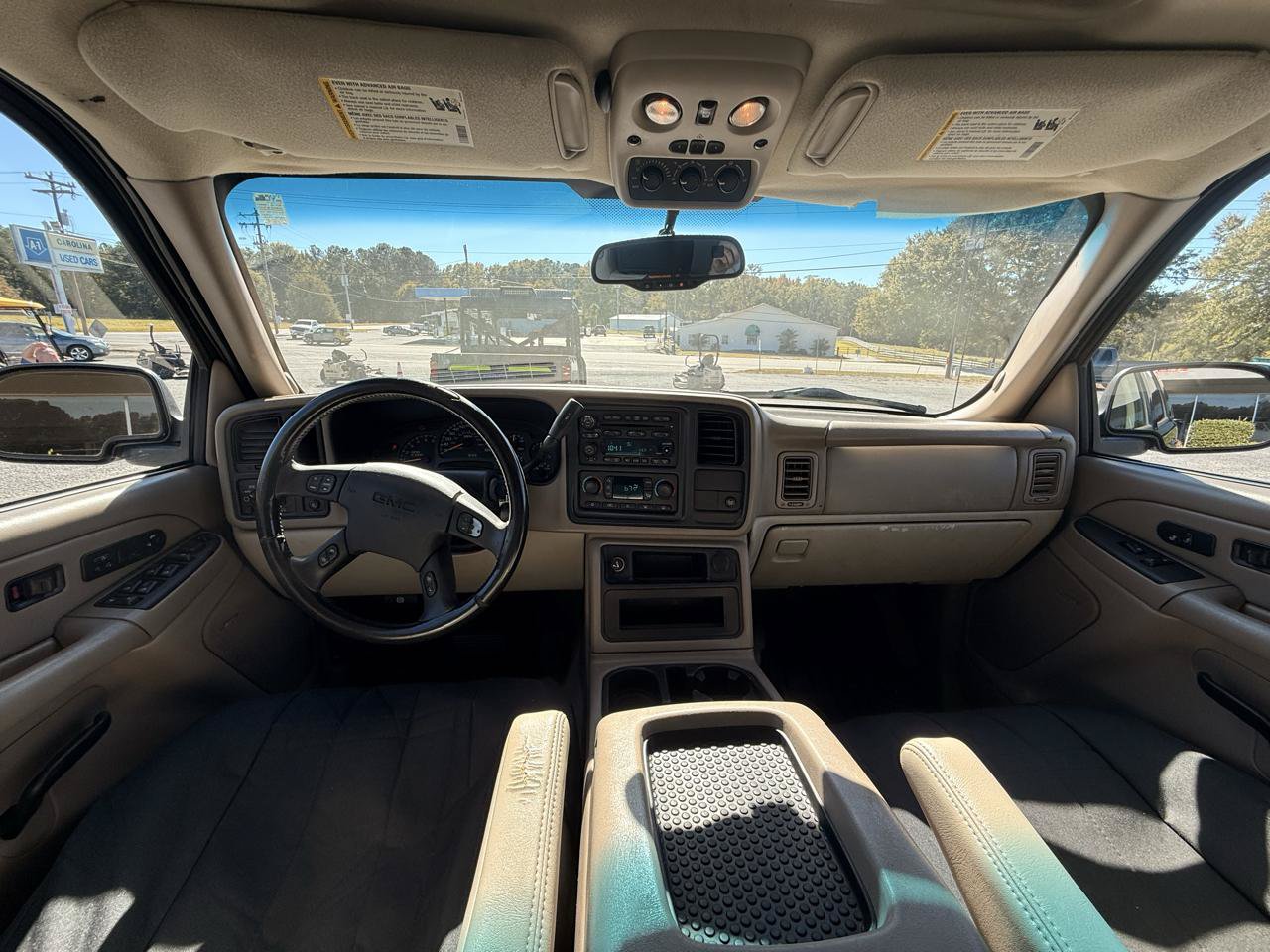 Used 2004 GMC Yukon SLT w/ 1SD Preferred Equipment Group RWD image 9