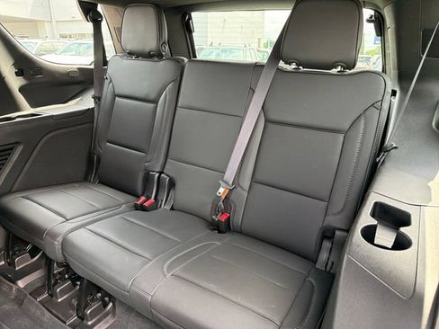 Used 2021 GMC Yukon Denali w/ Denali Premium Package AWD/4WD image 23