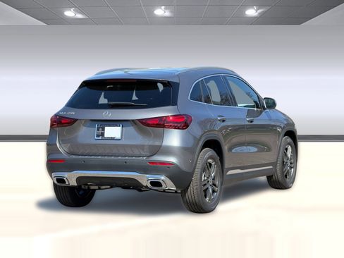 New 2026 Mercedes-Benz GLA 250 GLA 250 image 9