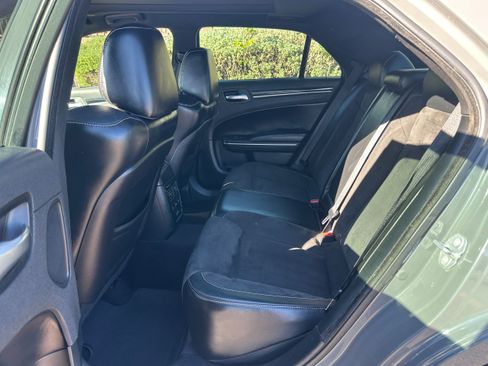 Used 2017 Chrysler 300 S w/ 300S Premium Group image 7