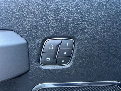 Used 2020 Ford F150 Platinum w/ Equipment Group 701A Luxury image 25