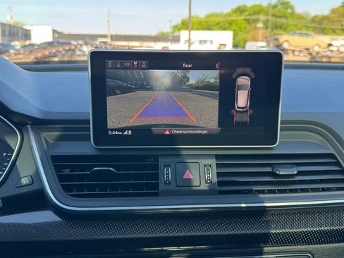 Used 2018 Audi SQ5 Prestige AWD/4WD image 13